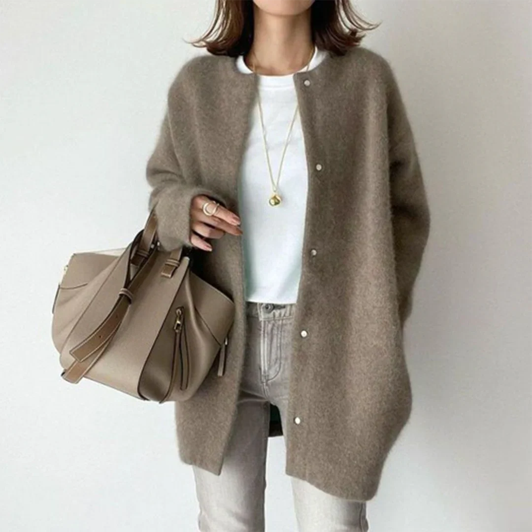 CHLOE™ | Elegant Cashmere Cardigan